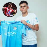 Lo sigue de cerca: el increíble gesto que tuvo Julián Álvarez con el Diablito Echeverri