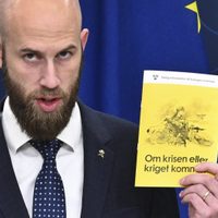 Suecia y Finlandia actualizan sus guías de preparación civil ante riesgo de guerra
