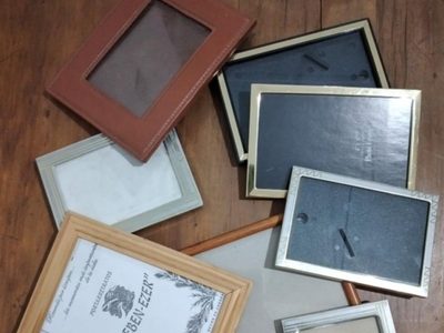 El secreto deco que tu abuela sabía: aprovechá ese viejo portarretrato y creá un detalle encantador para el living