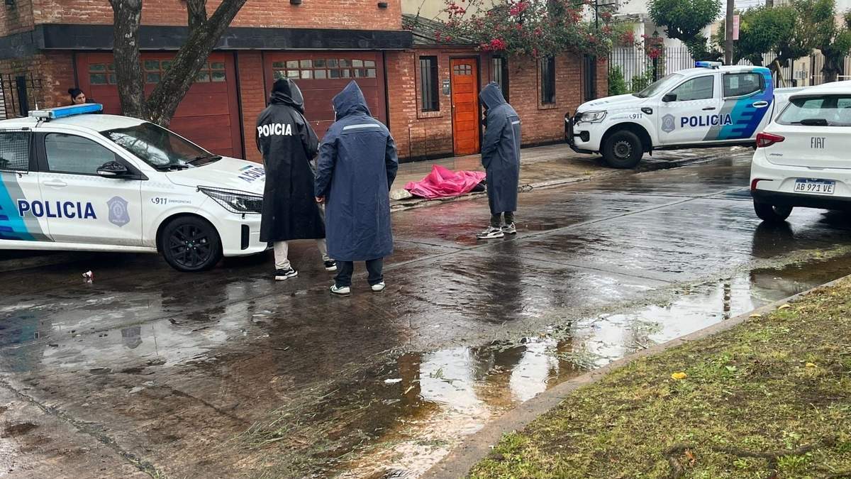 Un policía retirado mató a un motochorro que intentó asaltarlo