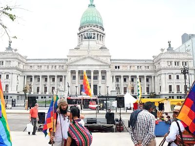El Senado trata la prórroga de la Ley 26.160: el sur del país está expectante