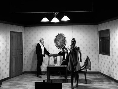 'Enamorarse de un incendio', un adiós al Foro Shakespeare