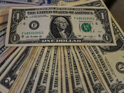 2024: del fin del “súper peso” a las reservas internacionales récord