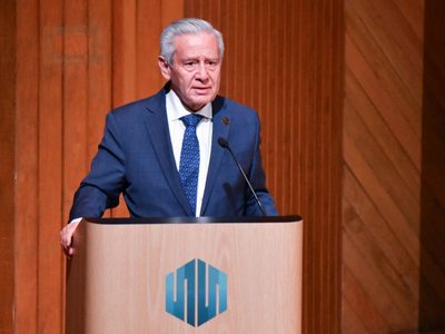 Pese a escándalo de narcolavado, Jesús de la Fuente insiste en que no valoraron su gestión en CNBV