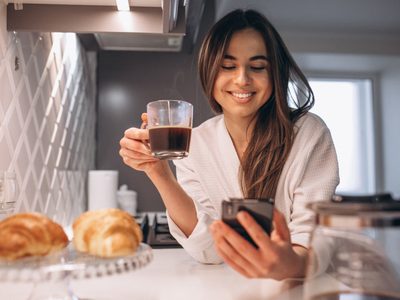 Un café por la mañana te hace feliz: la ciencia lo confirma