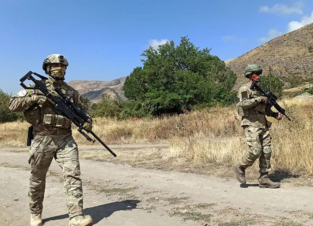 06_EuropaPress_4116043_militares_azerbaiyan_nagorno_karabaj