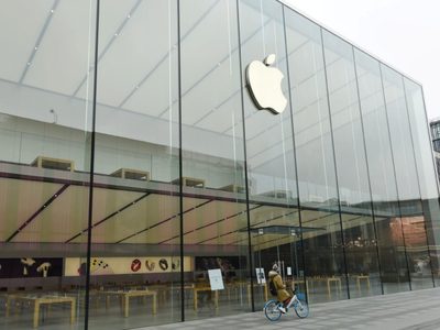 Francia multó a Apple por "práctica comercial engañosa por omisión"