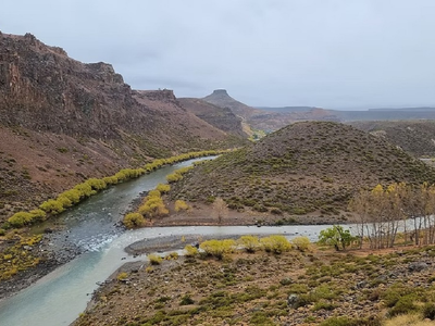 El mirador del norte de Neuquén que regala una vista única de la confluencia de dos ríos