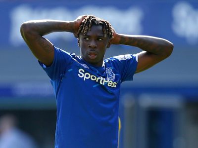 Escándalo en Inglaterra, insólita fiesta de un jugador del Everton en plena pandemia de coronavirus
