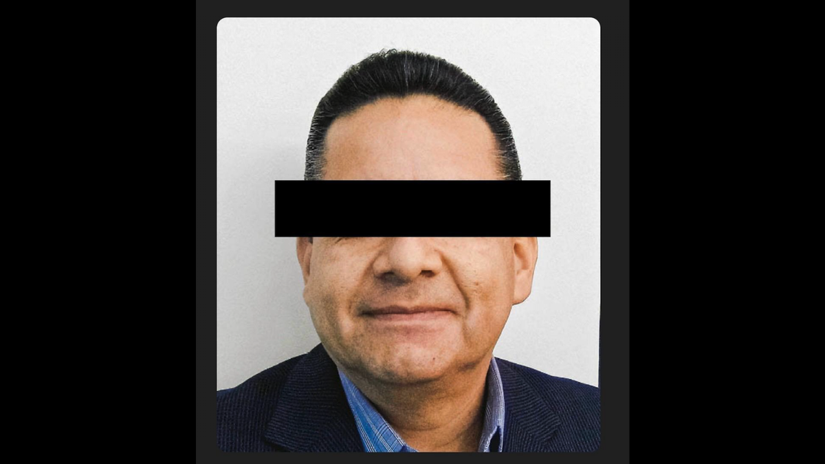 Felipe "N". Señalamientos por administración fraudulenta contra Grupo Collins