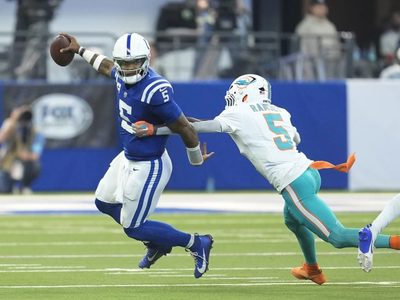 Anthony Richardson le da a los Colts la victoria ante los Dolphins por 16-10