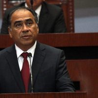 Héctor Astudillo, gobernador de Guerrero, da positivo a covid-19