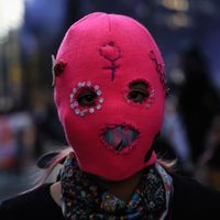 Día de la Mujer llega entre abusos y desigualdad rampantes