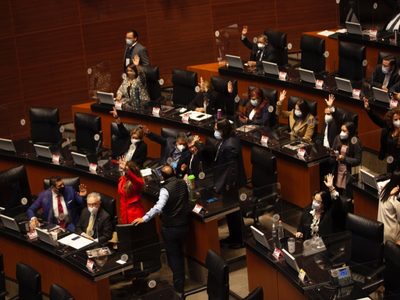 Senado da luz verde a reformas para eliminar desigualdad salariar entre hombres y mujeres