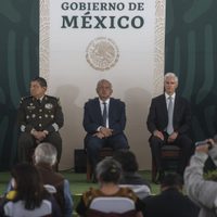 Ejército, dispuesto a abrir archivos de la “Guerra Sucia” a Comisión de la Verdad: AMLO