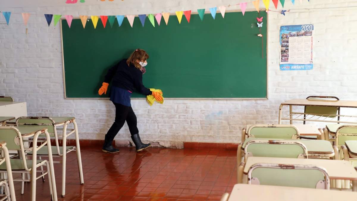 Regreso a las aulas. Fuente: (Twitter)