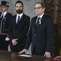 Sin representantes del gobierno de Rajoy, Quim Torra toma posesión como nuevo presidente de Cataluña