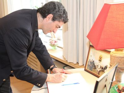 Jefe del equipo contra el covid-19 del Vaticano, 'muy preocupado por México”