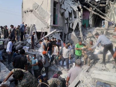 Suman al menos 108 niñas muertas por bombardeo israelí contra escuela en Irán