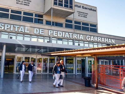El Gobierno instó a que las autoridades del hospital Garrahan renuncien por un bono millonario