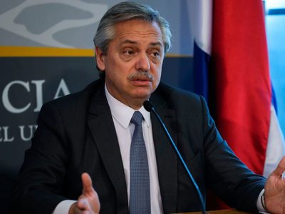 En medio de las revueltas sociales, el Gobierno nacional apoyó a Venezuela y condenó los bloqueos