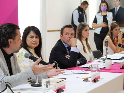 SFP presenta denuncia ante la FGR contra alcalde de Guadalajara por renta irregular de patrullas