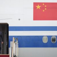 Líderes de China y Japón llegan a Corea del Sur para su primera cumbre trilateral desde 2019