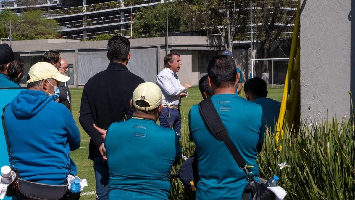 Emilio Azcárraga en su visita a Coapa