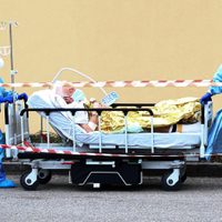 El positivo informado ayer en Neuquén se desempeña en el ámbito de salud en Cipolletti