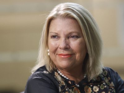 “Infames traidores a la patria”: la acusación de Elisa Carrió al Gobierno por prohibir las reuniones