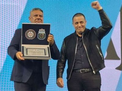 Procesan y embargan a Tapia y Toviggino por evasión de impuestos