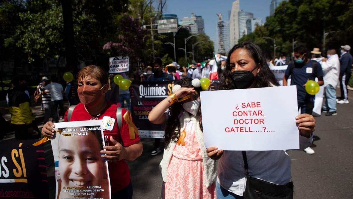 La marcha contra el desabasto de medicamentos