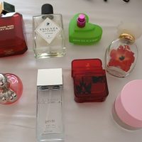 No tires los frascos de perfume vacíos: creá esto tan hermoso para darle elegancia a tu living