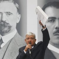 No se impondrá nada en materia legislativa, ofrece AMLO a partidos 'conservadores”