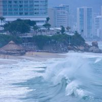 Ciclón tropical Alvin amenaza en el Pacífico; lluvias fuertes el miércoles en 19 estados