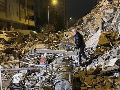 Aumentan a más de 17 mil los muertos por los terremotos en Turquía y Siria