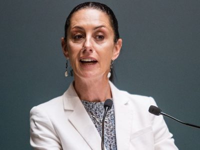 Sheinbaum habló sobre la posibilidad de que la Ciudad de México pase al color verde del semáforo