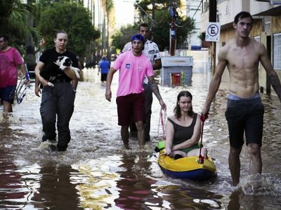 Comisión de derechos humanos pide monitorear esfuerzos de recuperación tras inundaciones en Brasil