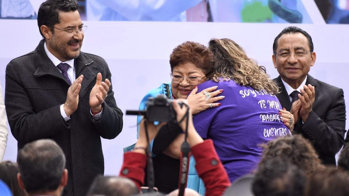 Ernestina Godoy en su último informe