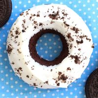 Donas de oreo con chocolate blanco sin azúcar: preparalas para una merienda explosiva y con mucho sabor