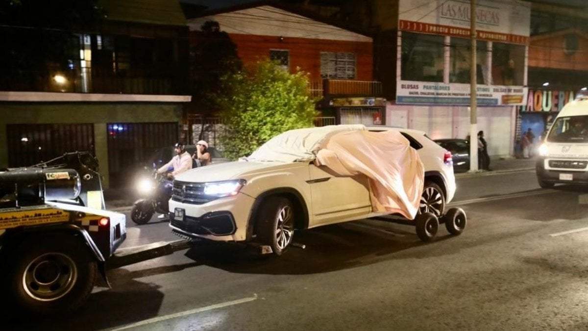 Camioneta en que viajaban las víctimas