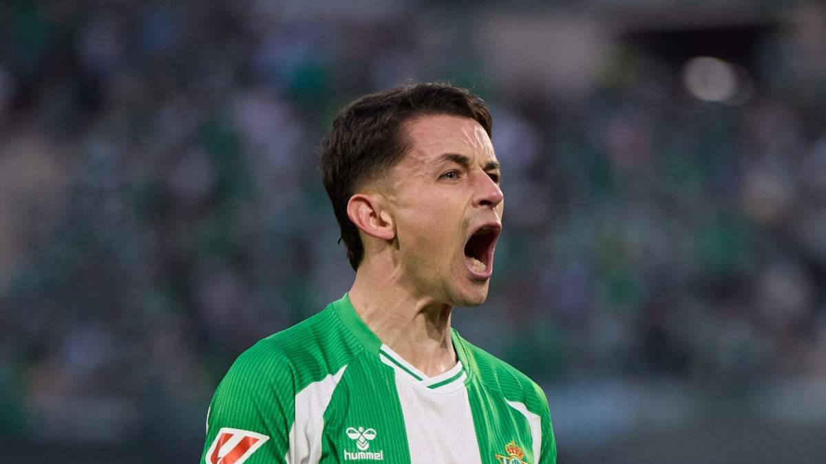 Álvaro Fidalgo, exjugador del América, anota gol en el empate 2-2 del Betis vs. Sevilla