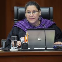 Lenia Batres ignora posible conflicto de interés y apoya amparo al ISSSTE, dirigido por su hermano