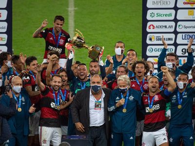 Flamengo, bicampeón del Campeonato Carioca