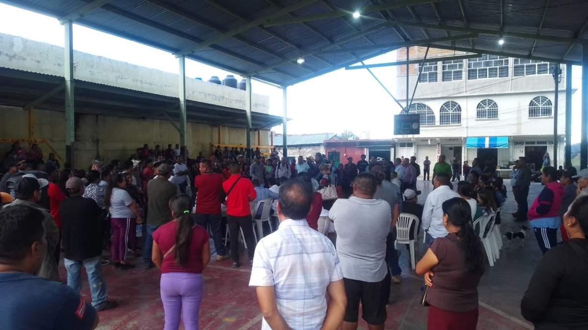Pobladores del municipio de Atlixtac, Guerrero