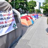 Bienvenido Frena al Zócalo y que los machuchones se queden en el plantón: AMLO