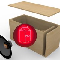 Mujer recibe cajas de leche en vez de bocina y persigue a repartidores
