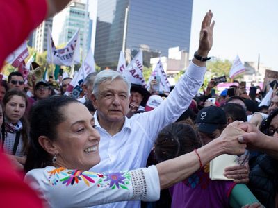 Sheinbaum asegura que irá “como presidenta electa” al último informe de AMLO