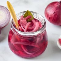 Pickles de cebolla: una receta sencilla y deliciosa para sumar a tus picadas con amigos