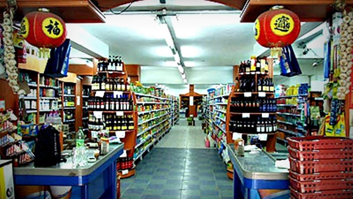 Supermercado chino. Fuente: (Facebook)